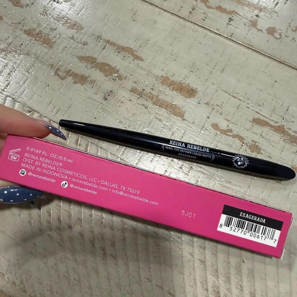 NIB Reina Rebelde Liquid Matte Eyeliner